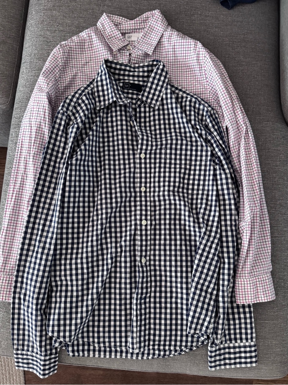 GAP Men’s Navy and White Gingham Button-Down Shirt